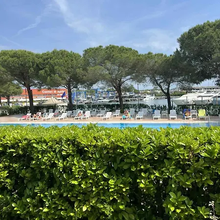 Dolce Aprilia Marittima